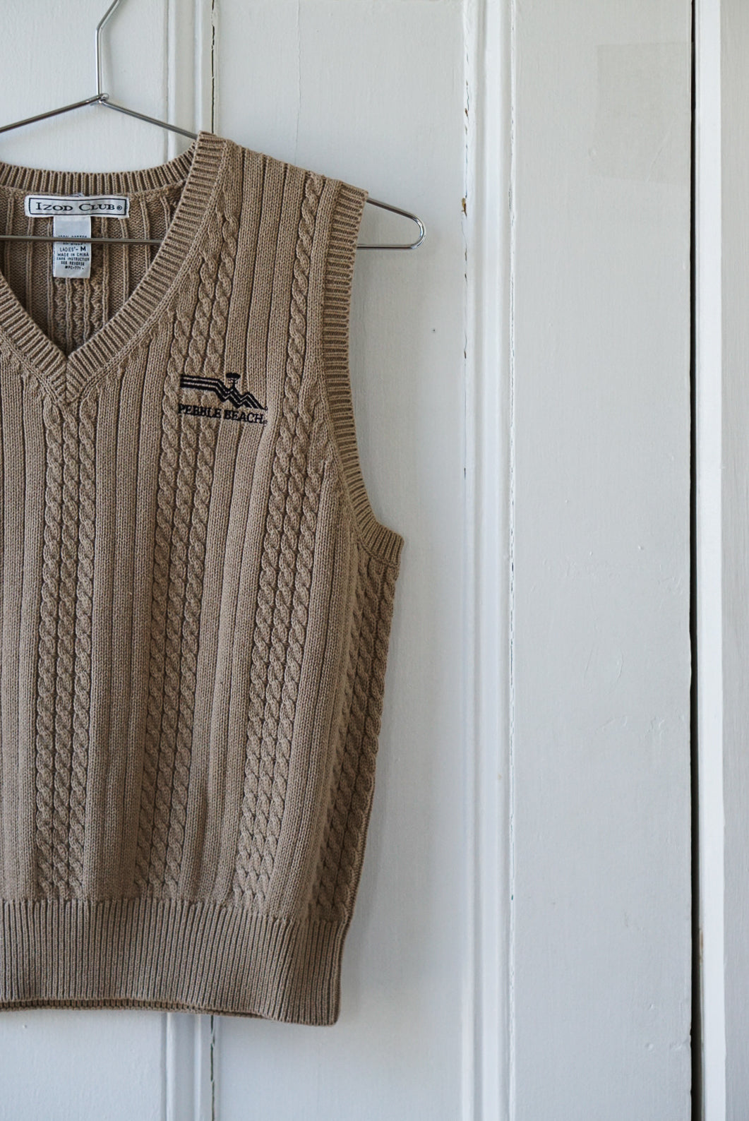"Pebble Beach" Cable Knit Vest | Size S/M