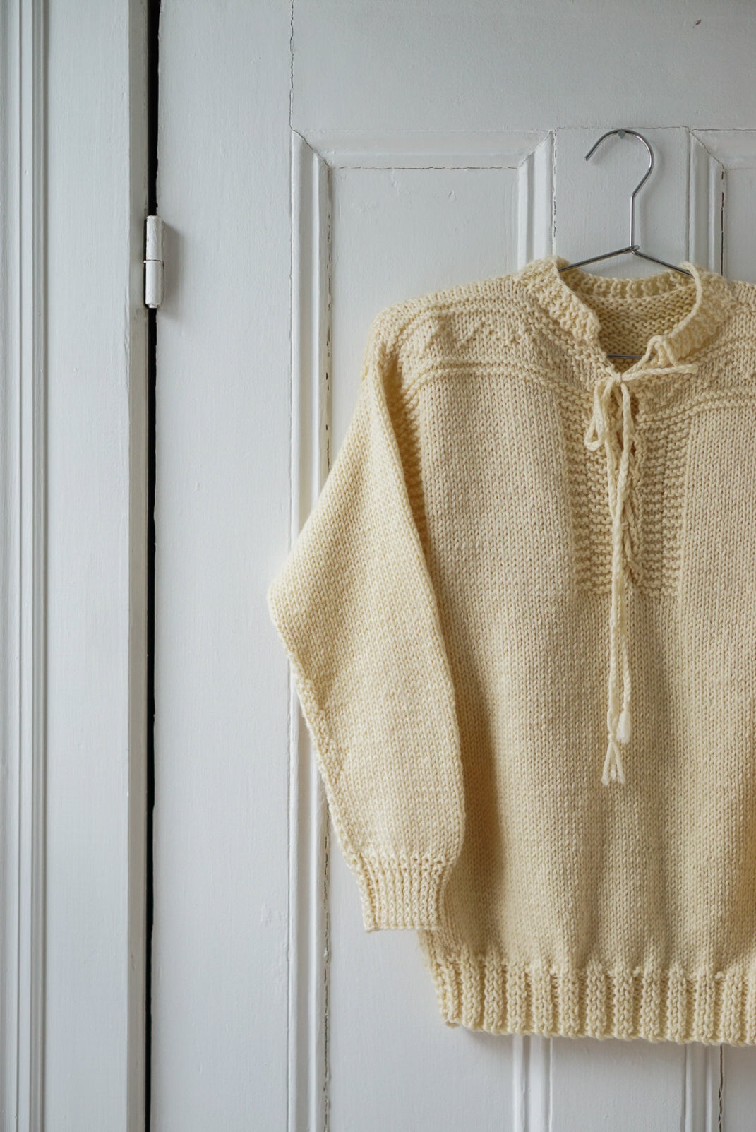 Cream Tie Neck Wool Sweater | Size S