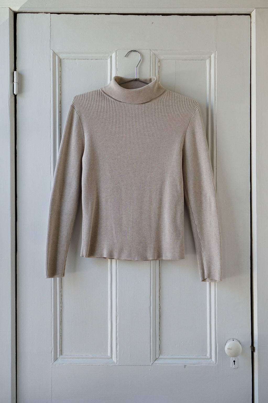 Oat Ribbed Turtleneck Sweater | Size M